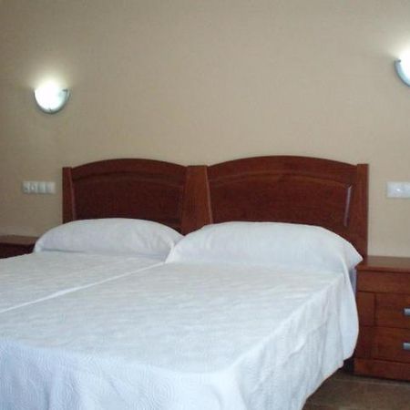 Hostal El Altozano Montánchez Eksteriør bilde